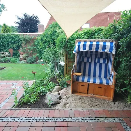 Rossis Nuest, 31516 Uplengen