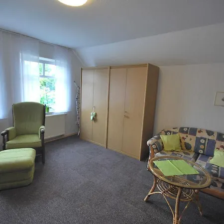 Rossis Nüst, 31516 Apartment