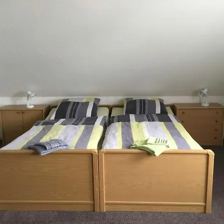 Rossis Nüst, 31516 Apartment *