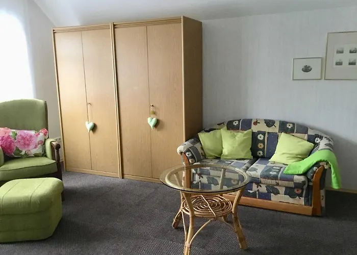 Rossis Nuest, 31516 Uplengen