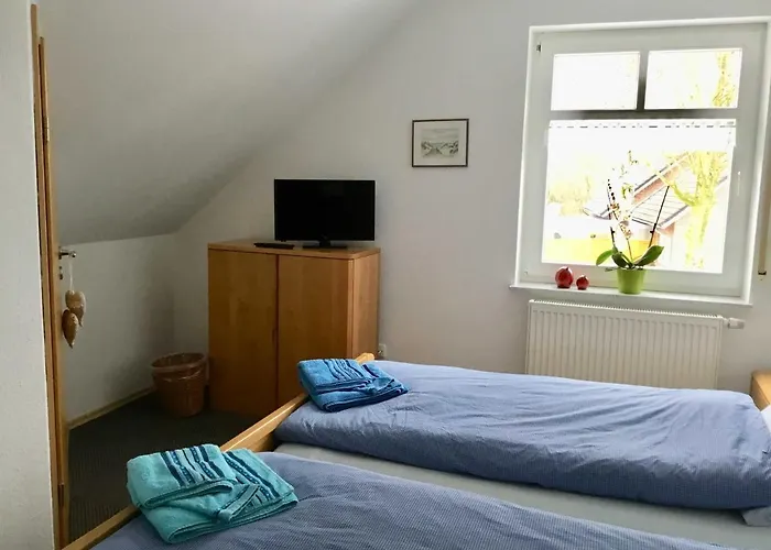 Rossis Nuest, 31516 Uplengen